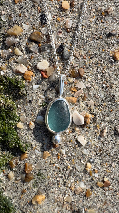 Ocean Blue Bubble Seaglass Necklace