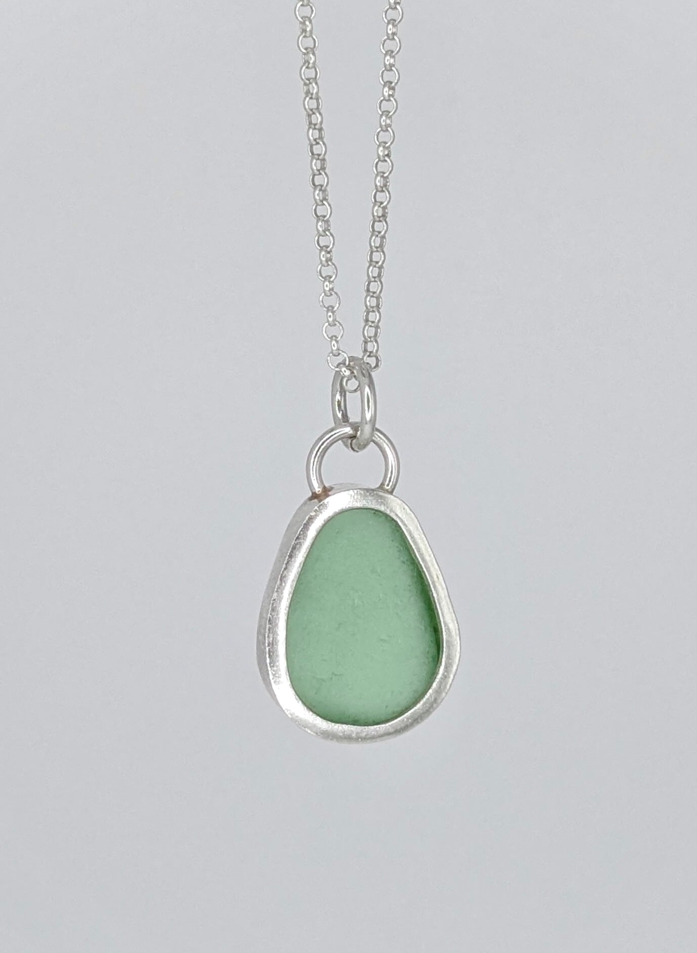 Vibrant Green Seaglass Necklace