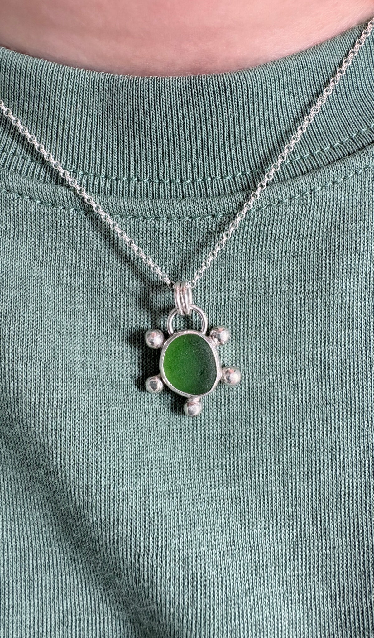 Emerald Green Bubble Seaglass Necklace